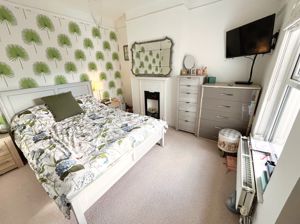 Photo 10- click for photo gallery